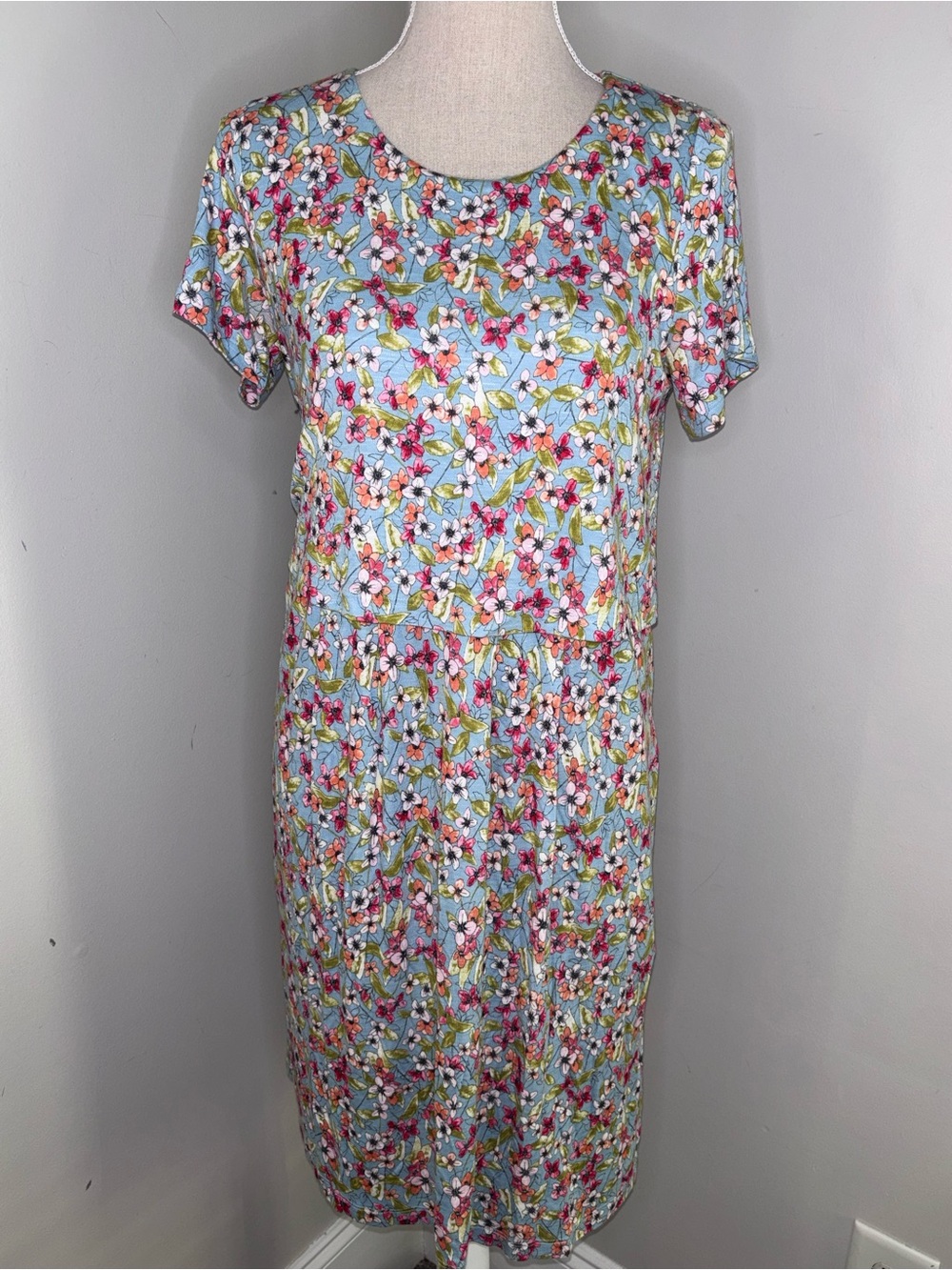 J Jill wildflower floral short sleeve stretchy dress tiered top POCKETS sz Small